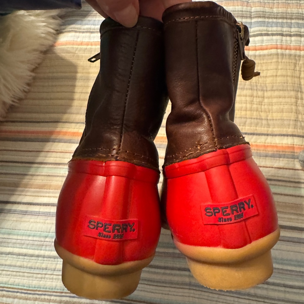 Sperry Women’s Red and Brown Rain Boots - Picture 2 of 3